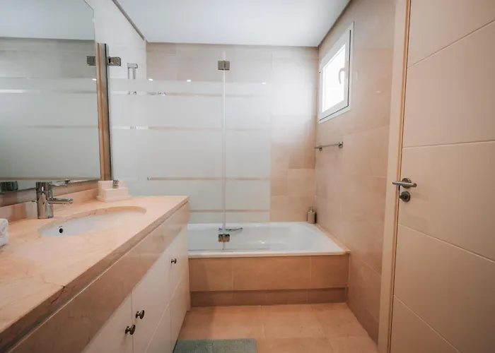 Frontline Golf Penthouse Lagoon & - Ehhouse Lejlighed *