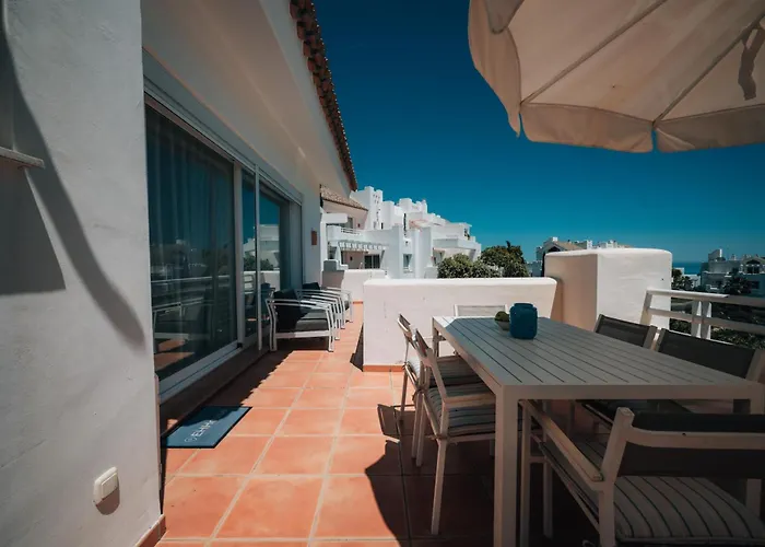 Frontline Golf Penthouse Lagoon & - Ehhouse