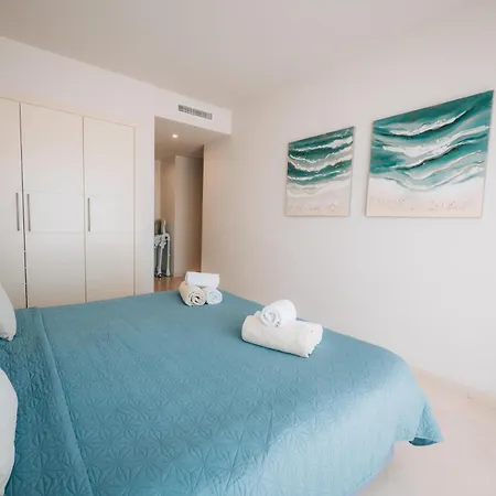 Frontline Golf Penthouse Lagoon & Ehhouse 公寓 埃斯特波纳