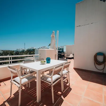 Frontline Golf Penthouse Lagoon & - Ehhouse Lejlighed Estepona