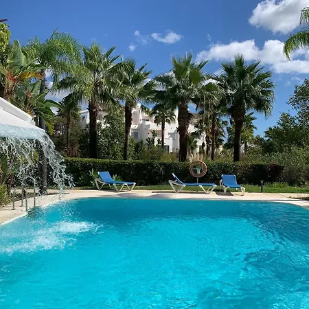 Frontline Golf Penthouse Lagoon & - Ehhouse * Estepona