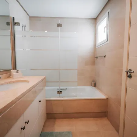 Frontline Golf Penthouse Lagoon & - Ehhouse
