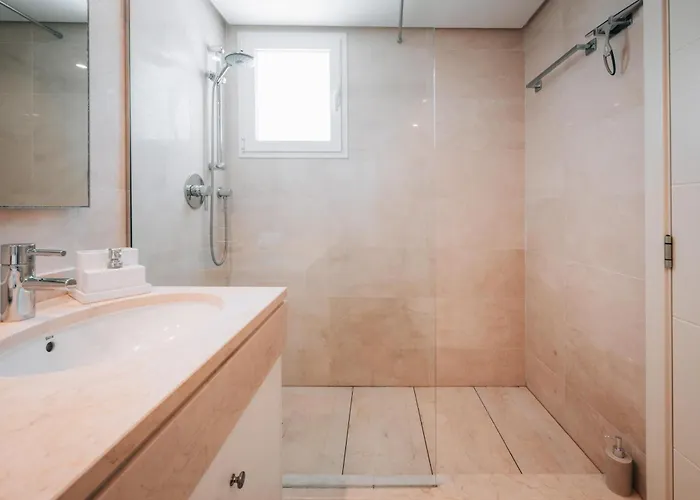 아파트 Frontline Golf Penthouse Lagoon & - Ehhouse *