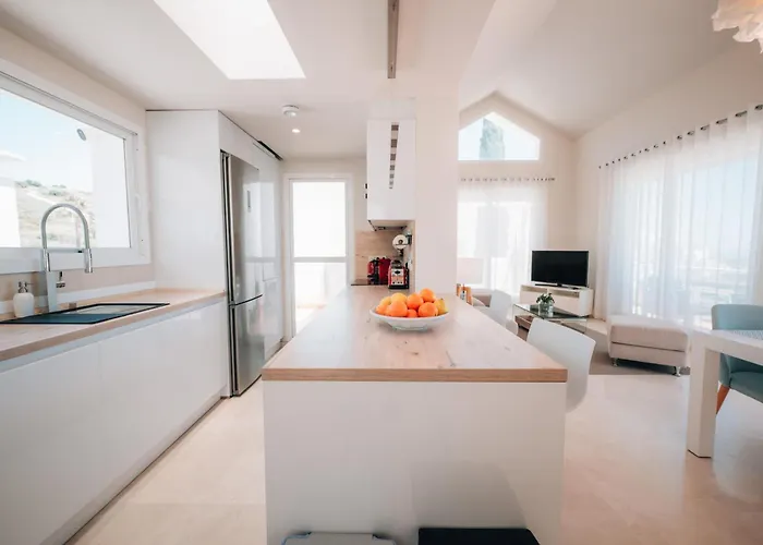 Frontline Golf Penthouse Lagoon & - Ehhouse 에스테포나