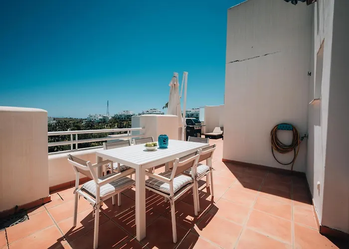 Frontline Golf Penthouse Lagoon & - Ehhouse Apartman