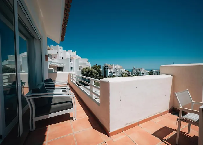 Frontline Golf Penthouse Lagoon & - Ehhouse Estepona